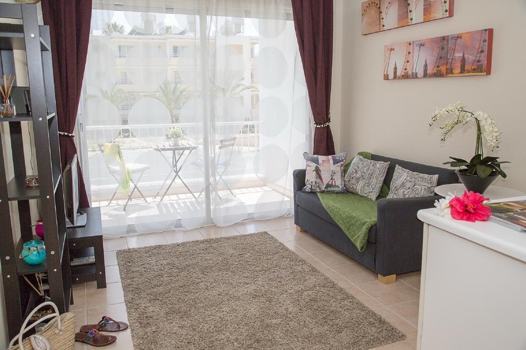 Paphos Love Nest Apartment Phòng bức ảnh